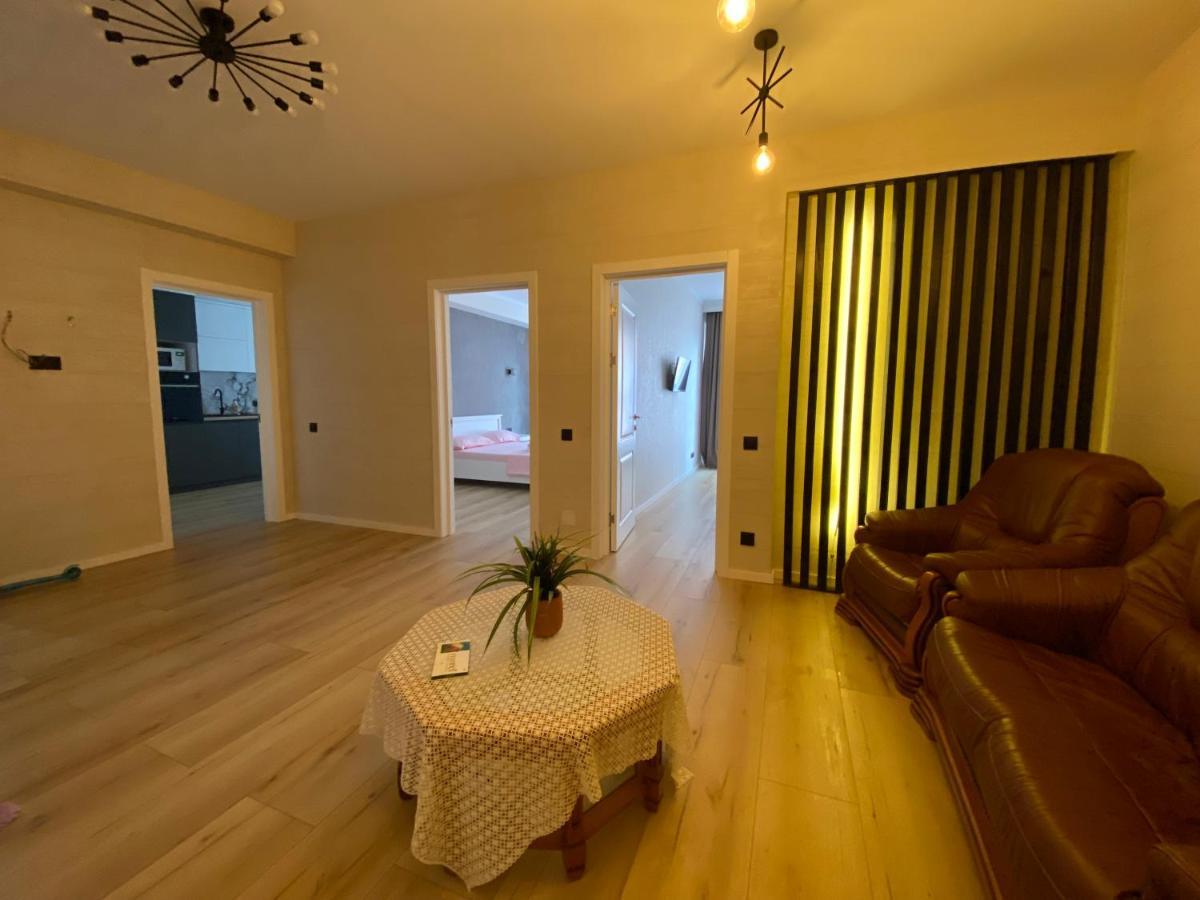 Apartament Lux Chisinau Exterior photo
